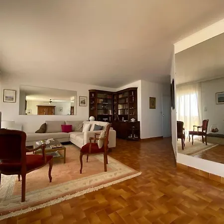 Apt With Terrace & Sea View In Appartement *